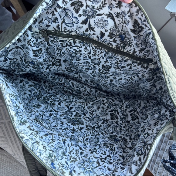 Vera Bradley Lyla Tote Bag Ivy Green - Picture 7 of 8